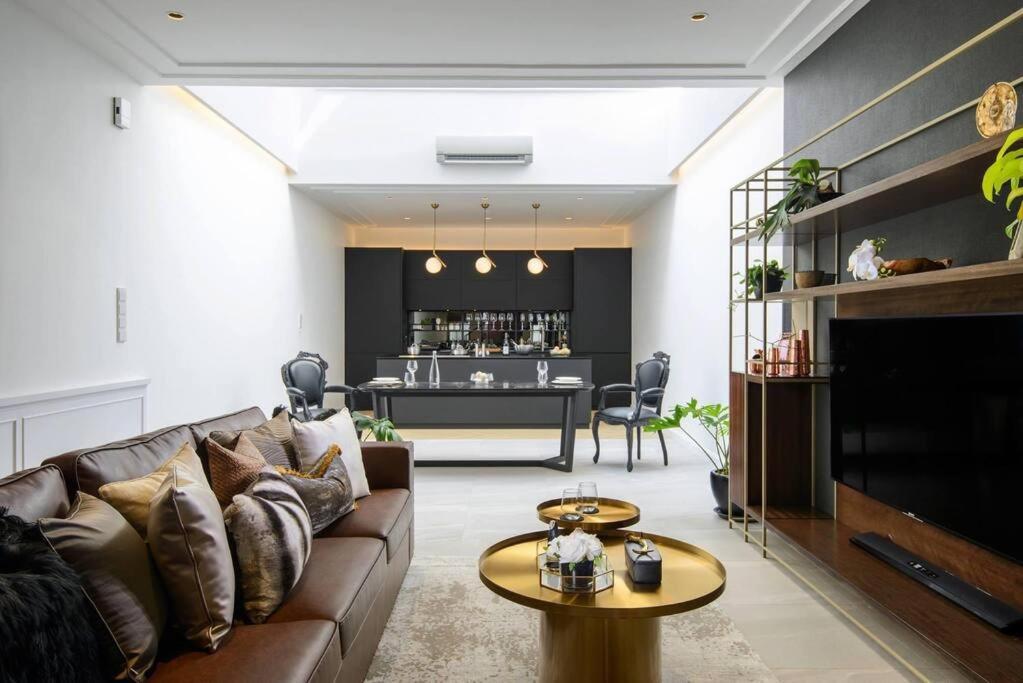 Luxury Heritage House 4br 10pax Holiday home George Town